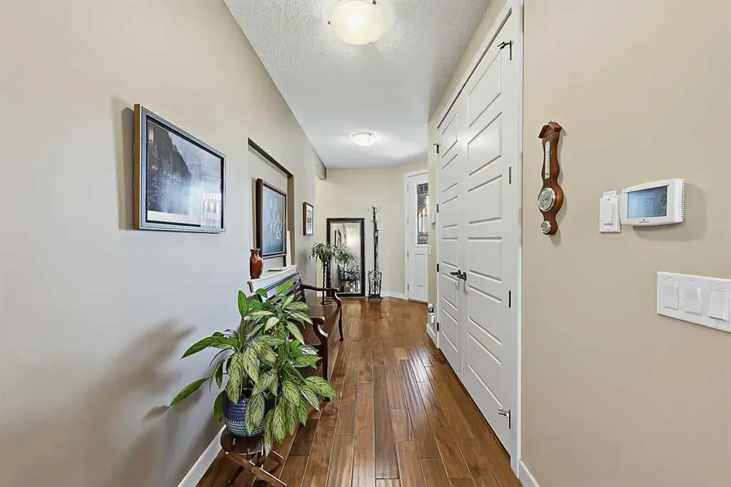 1906 High Park Circle NW