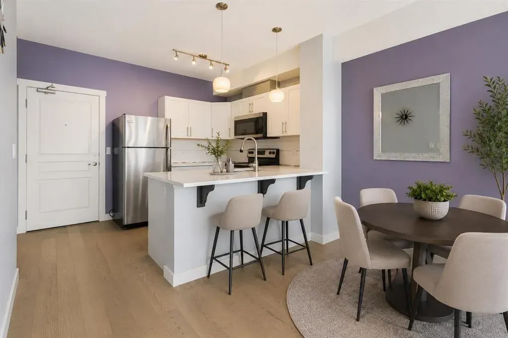 2300 Evanston Square NW #412