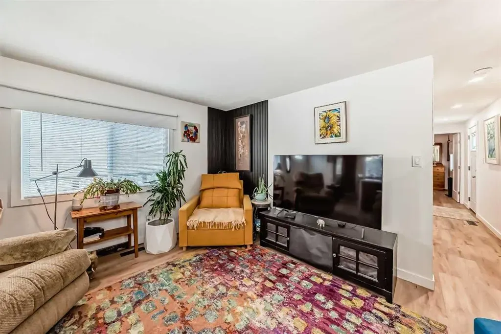 99 Arbour Lake Road NW #189