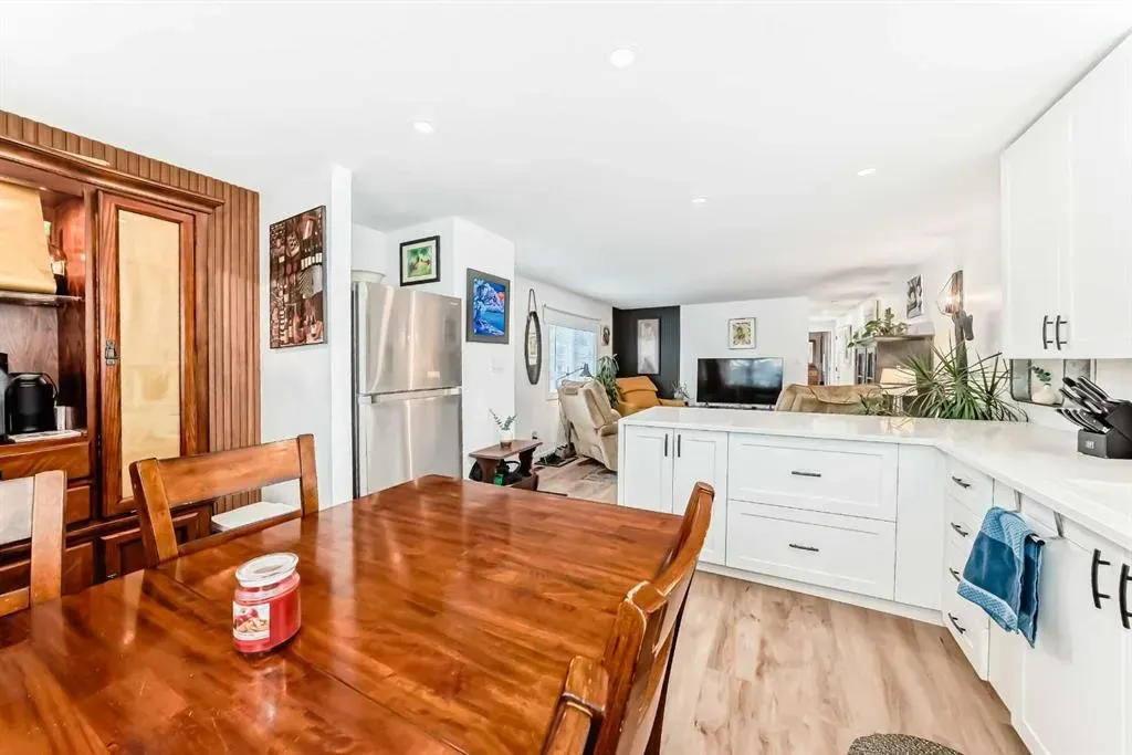 99 Arbour Lake Road NW #189