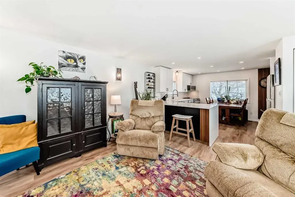 99 Arbour Lake Road NW #189