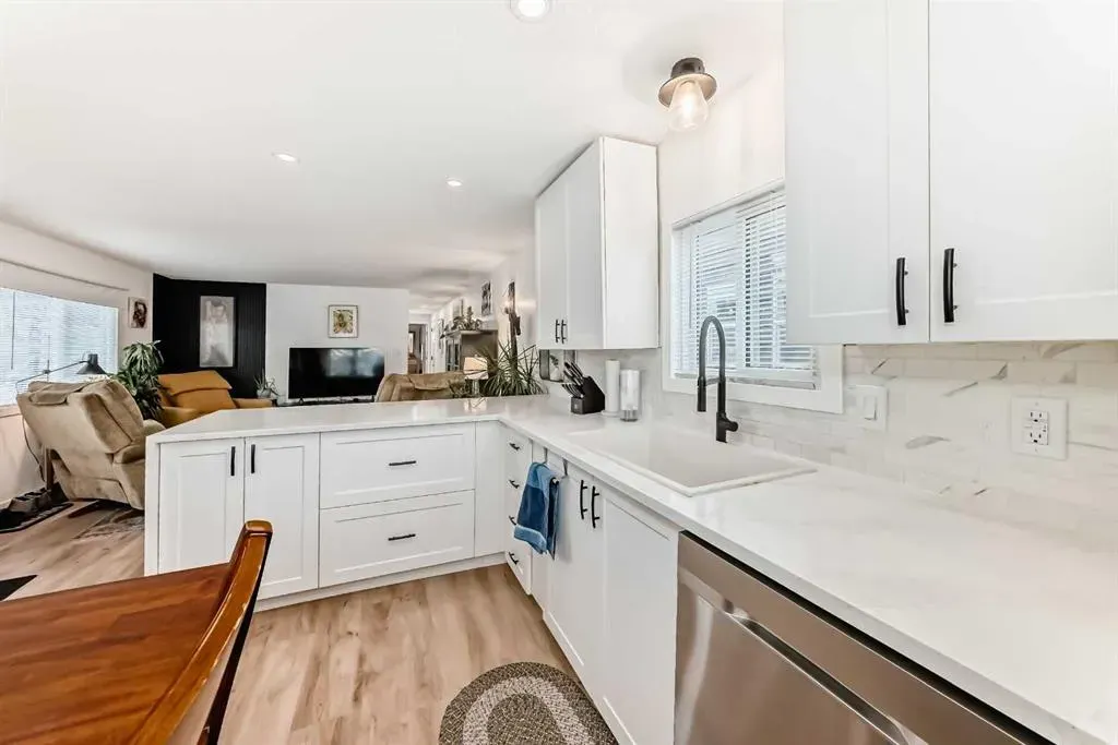 99 Arbour Lake Road NW #189