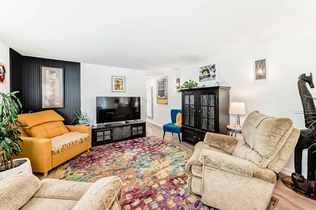 99 Arbour Lake Road NW #189