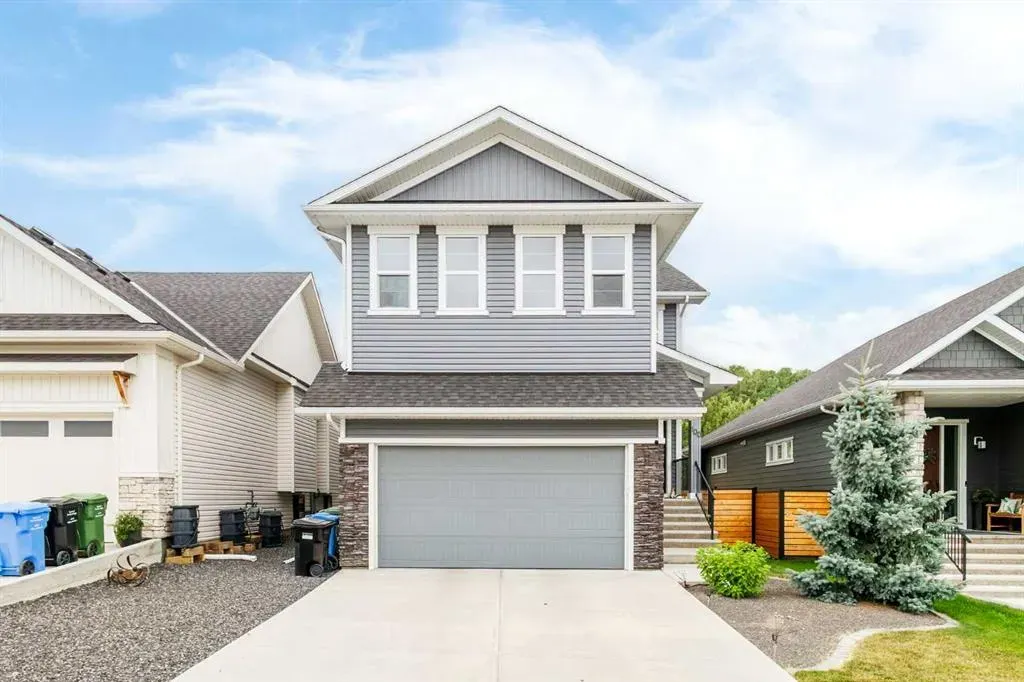 100 Crestbrook View SW