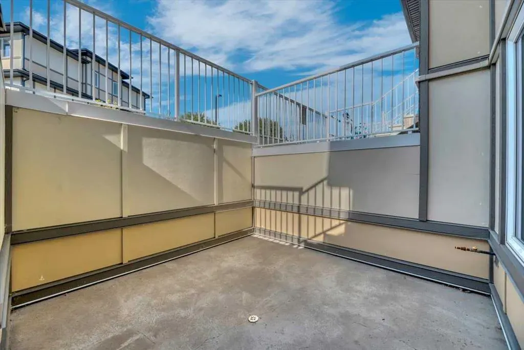50 Westland Road #416
