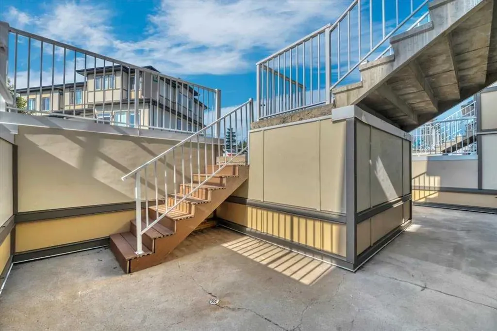50 Westland Road #416