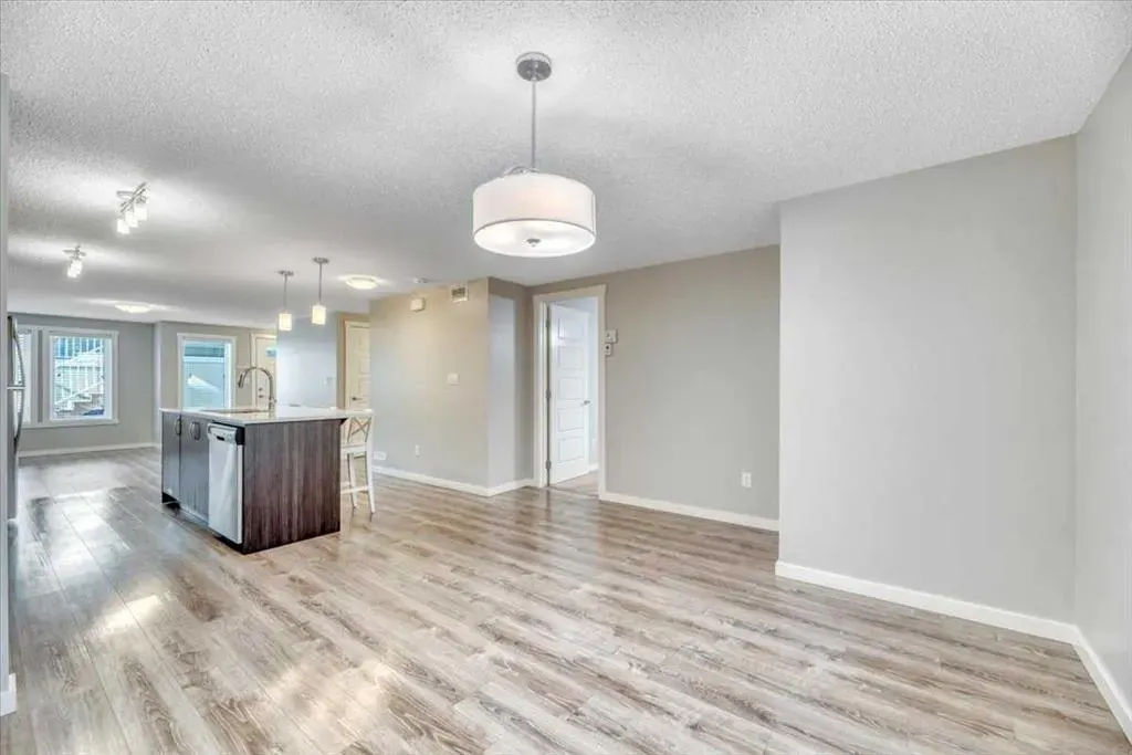 50 Westland Road #416