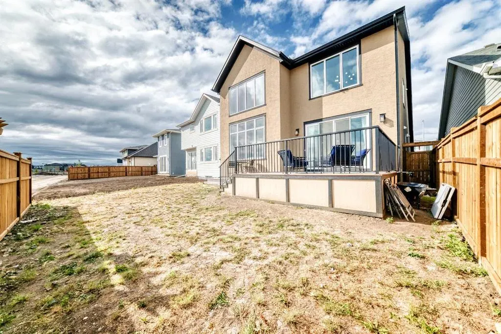 183 Marina Grove SE