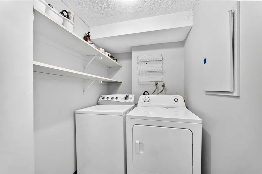 1323 15 Avenue SW #302
