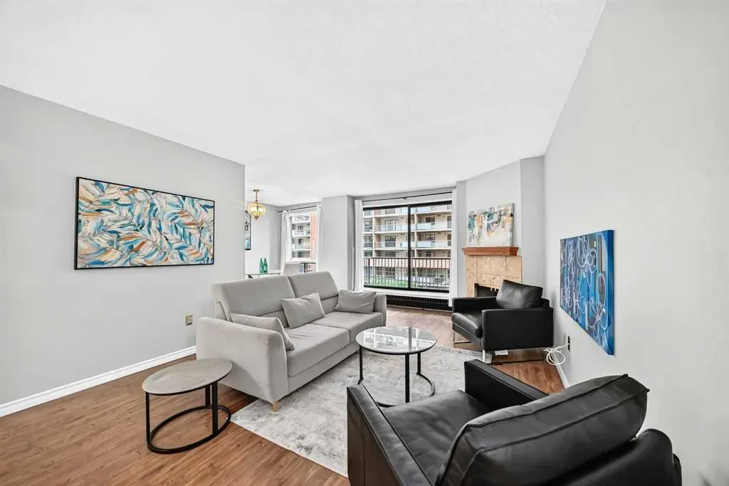 1323 15 Avenue SW #302