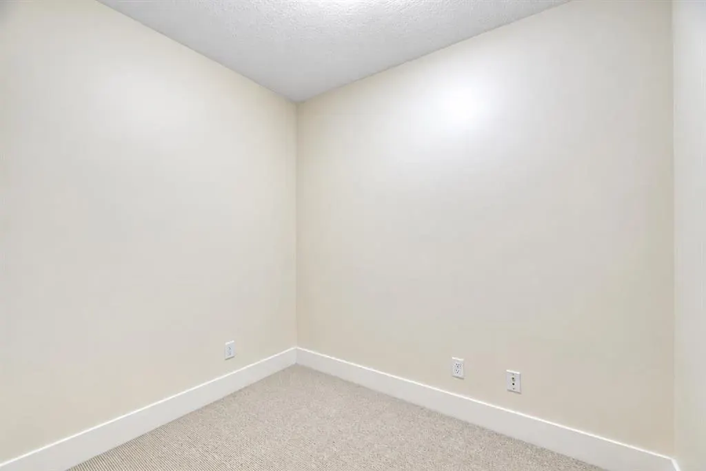 500 Rocky Vista Gardens NW #315