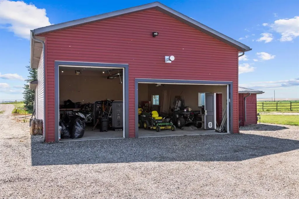 280195 Township Road 264