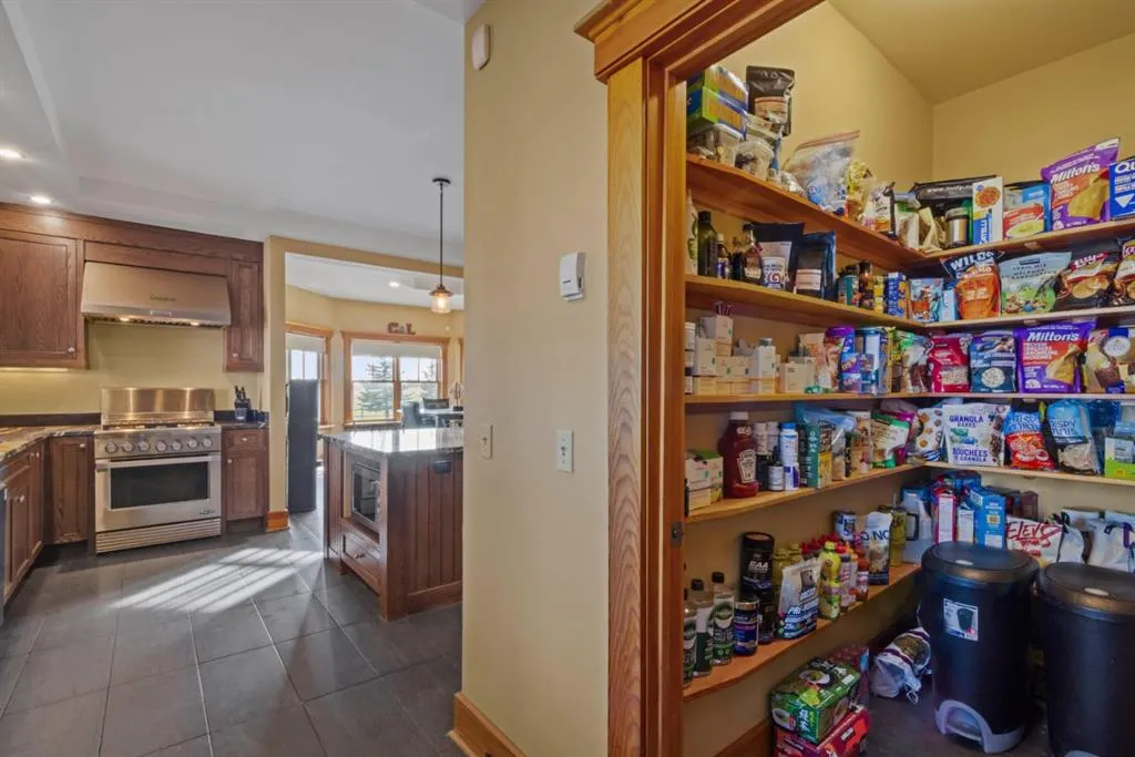 280195 Township Road 264