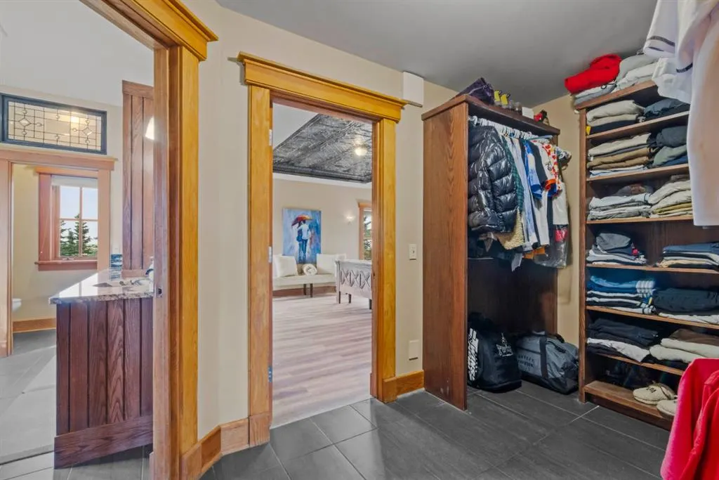280195 Township Road 264