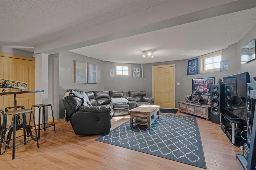 280195 Township Road 264