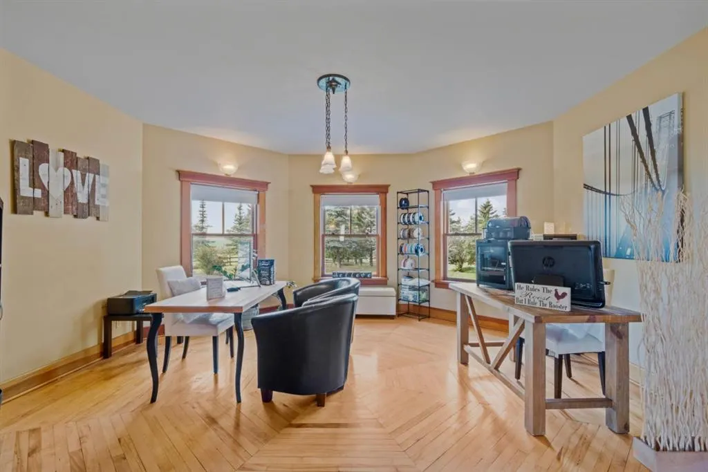 280195 Township Road 264