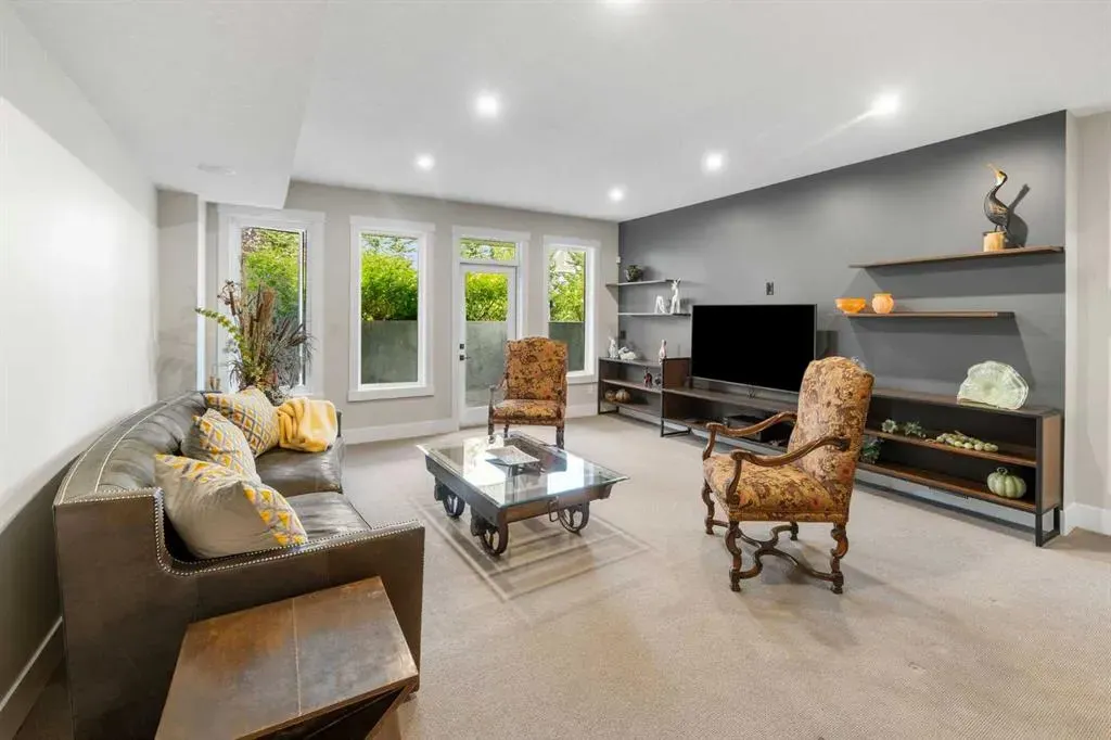 41 Damkar Drive