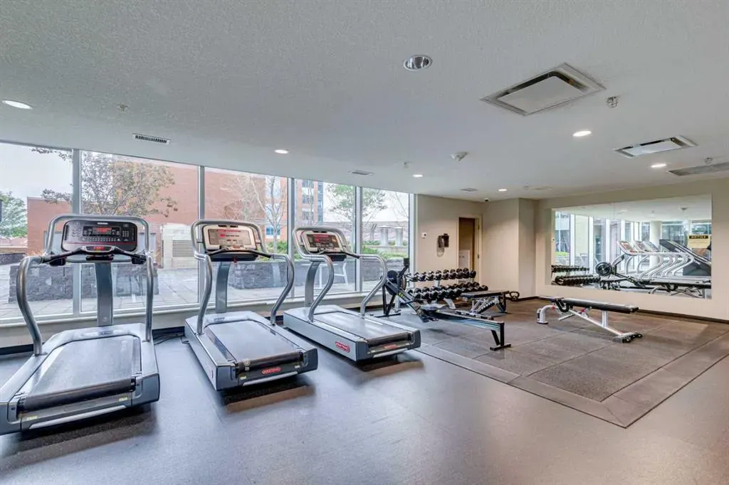 211 13 Avenue SE #302