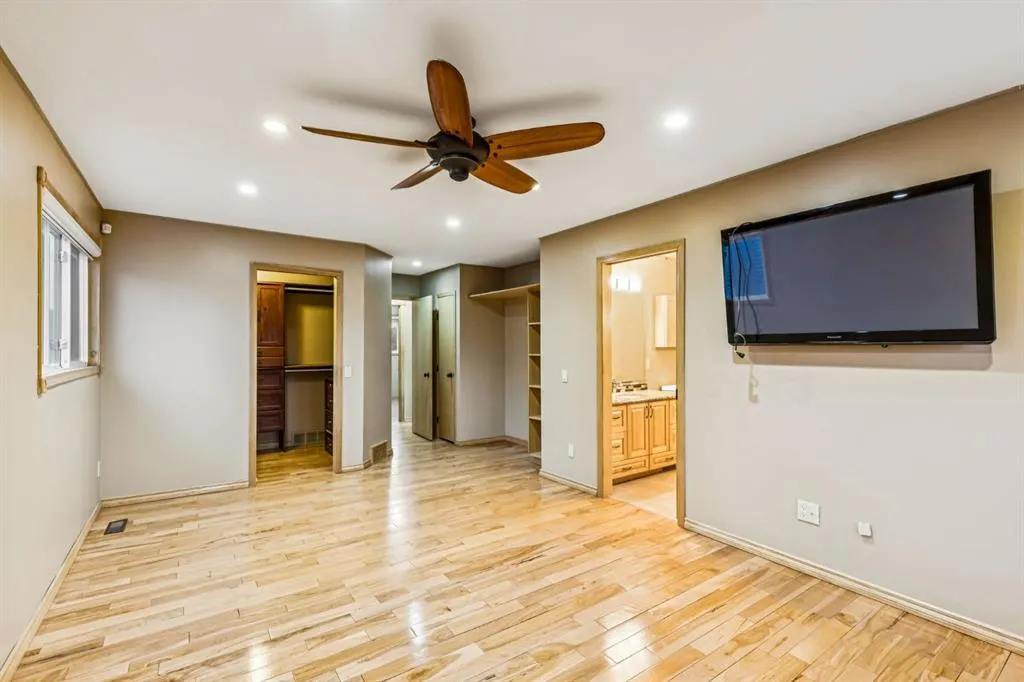 90 Glenhill Drive