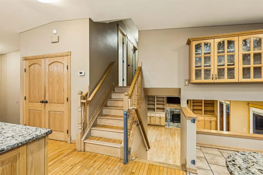 90 Glenhill Drive