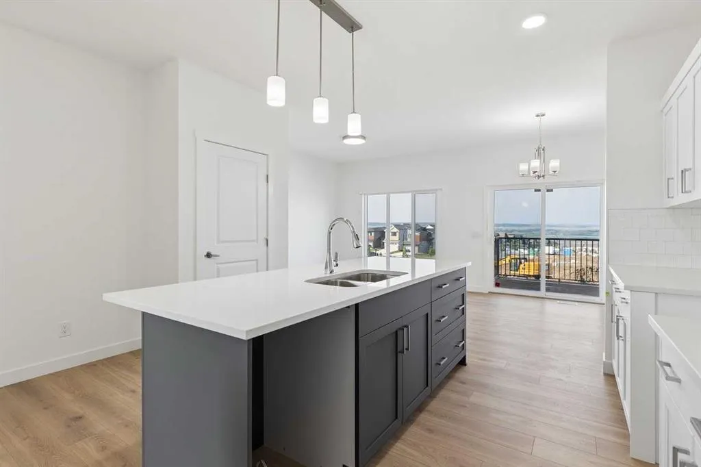 27 Heritage Point