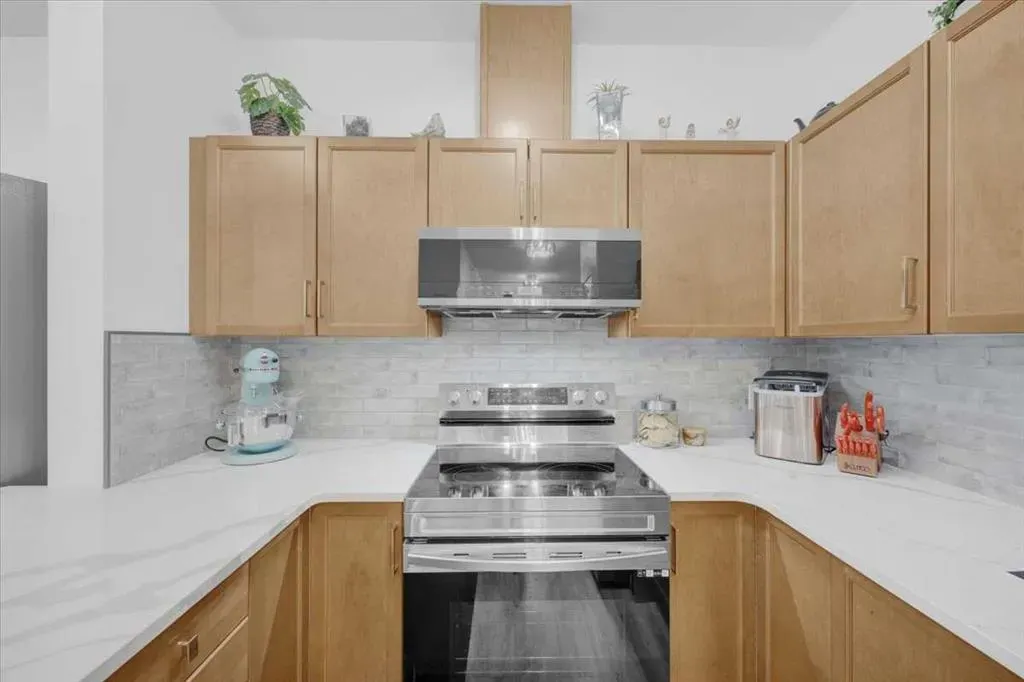 92 Crystal Shores #2408