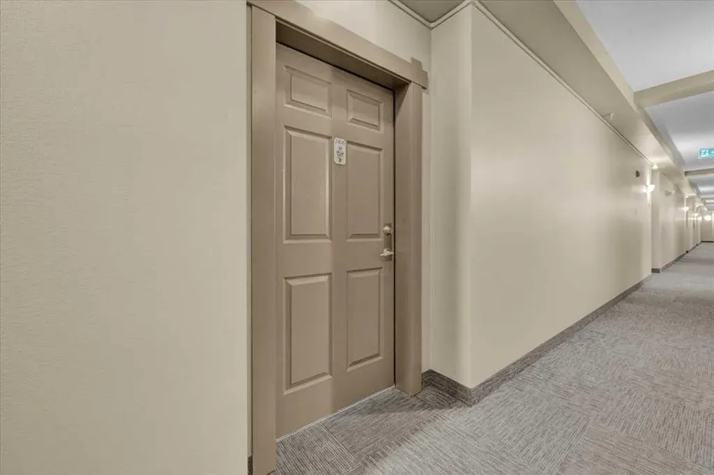 92 Crystal Shores #2408