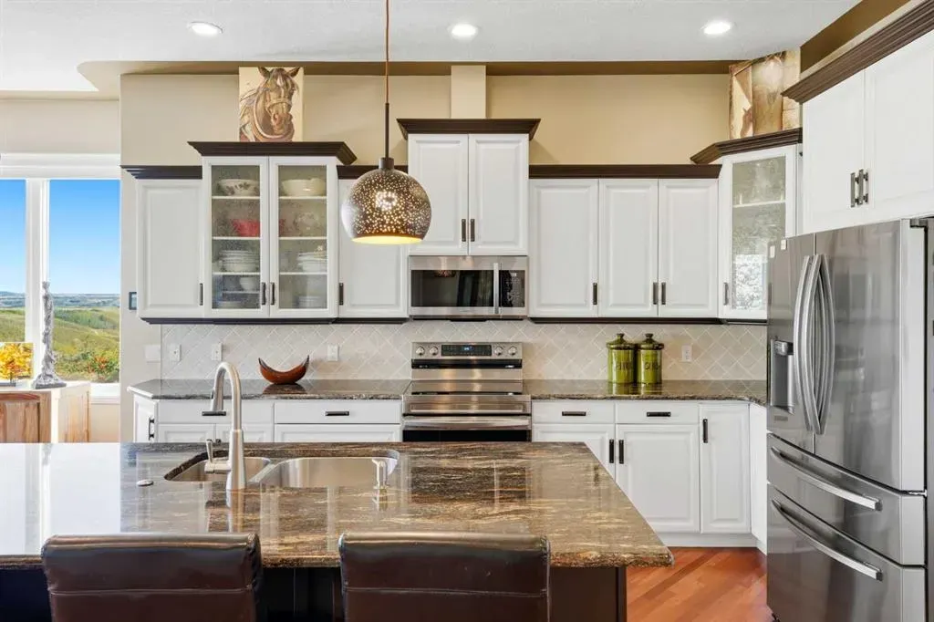 310 Gleneagles View