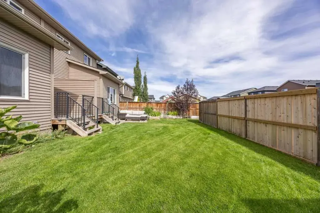 338 Fireside Boulevard