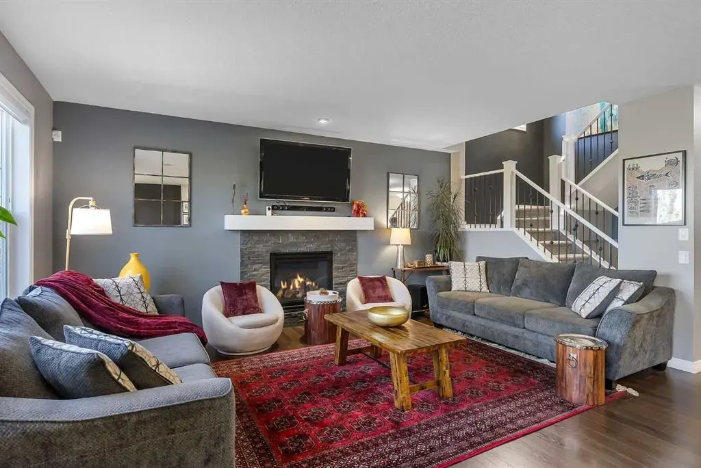 128 Ridge View Close