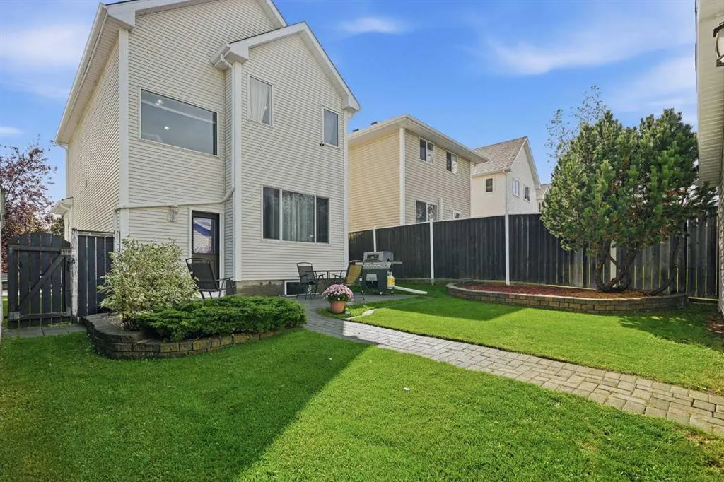 54 Tuscany Valley Heights NW