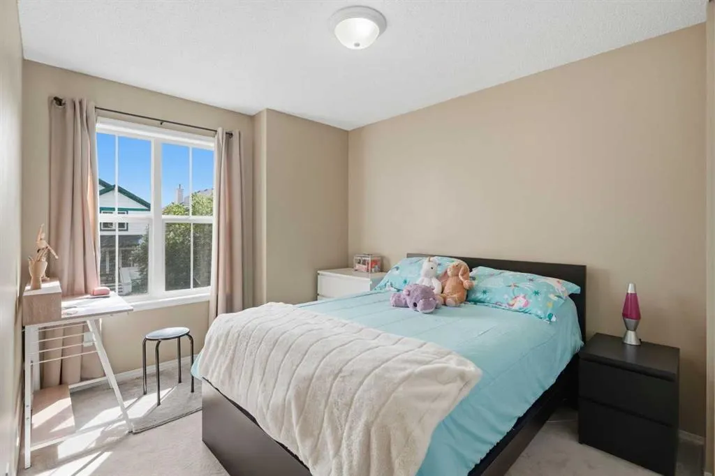 54 Tuscany Valley Heights NW