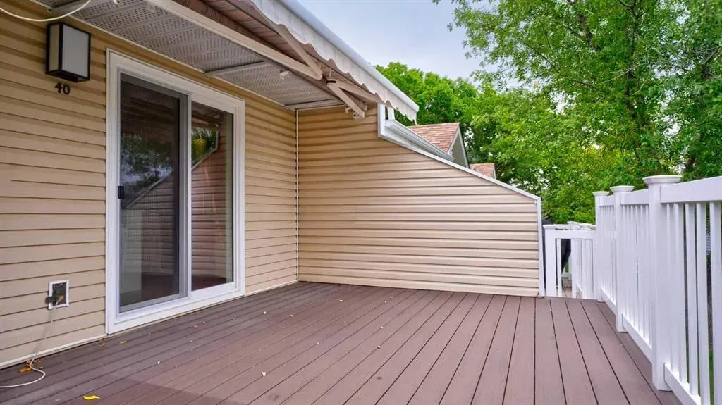 40 Vandoos Villas NW