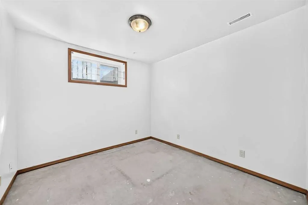 311 Robert Street SW