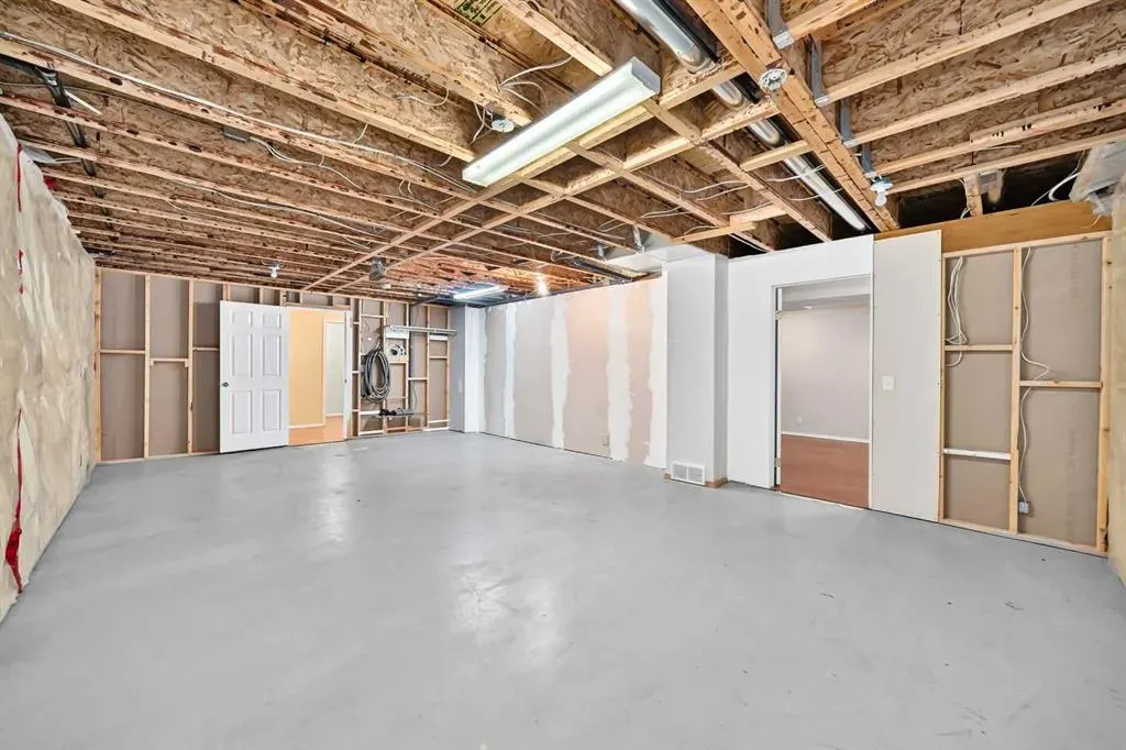 311 Robert Street SW