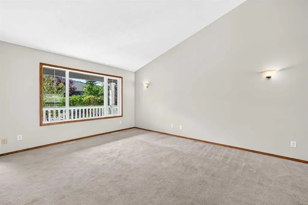 311 Robert Street SW