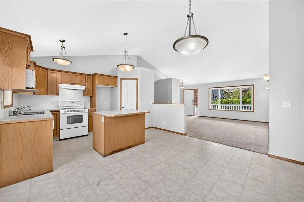 311 Robert Street SW