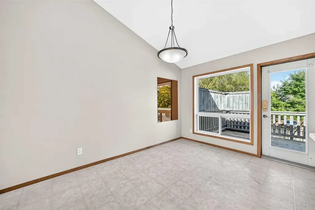 311 Robert Street SW