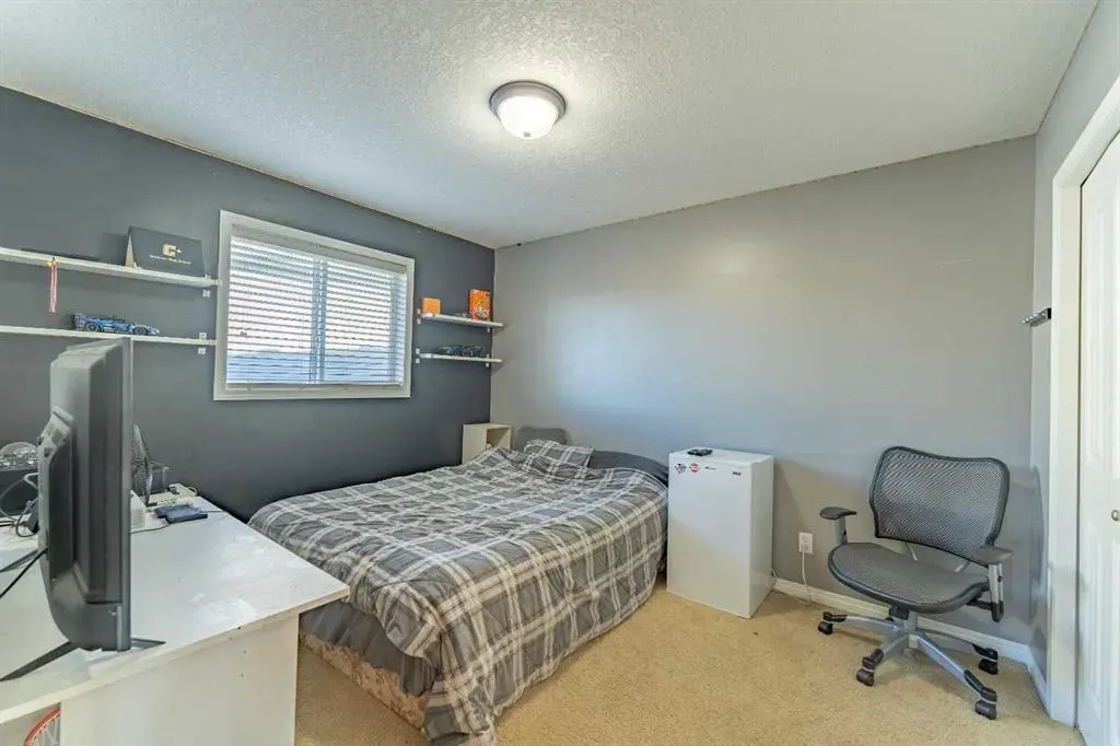 142 West Pointe Circle