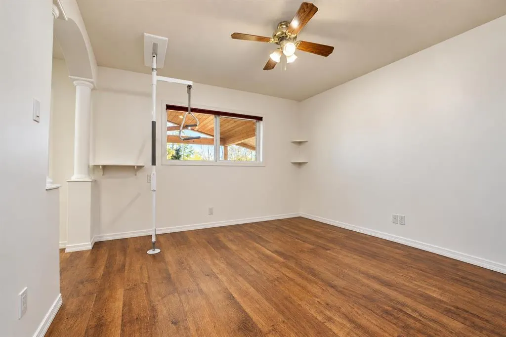 44043 714 Township