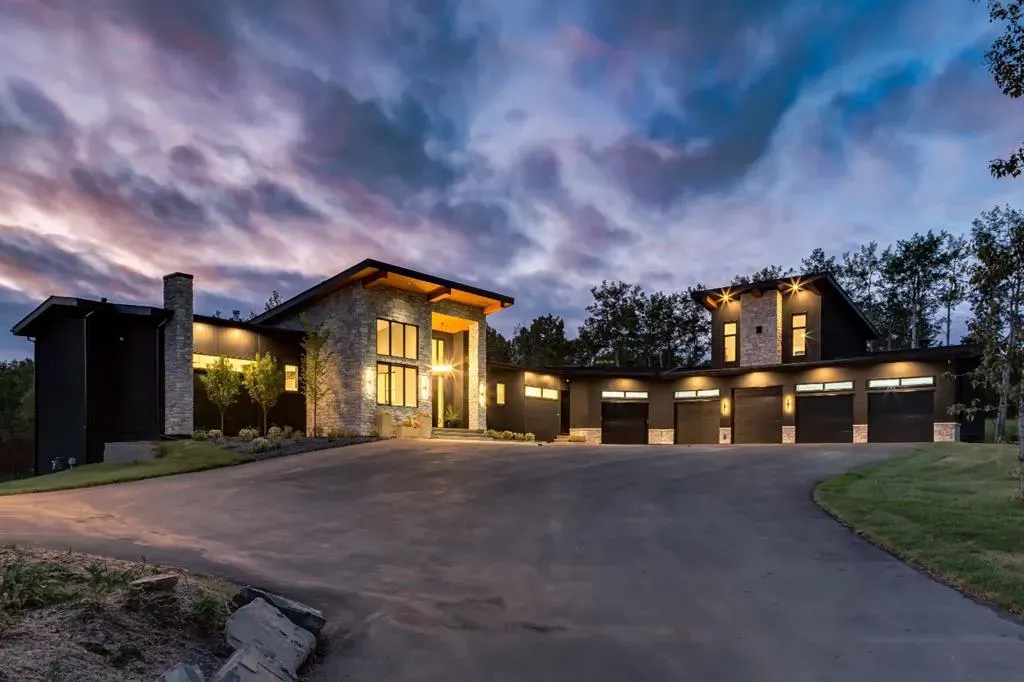 28 Bearspaw Green