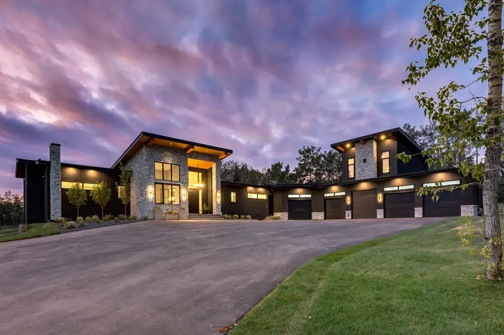 28 Bearspaw Green