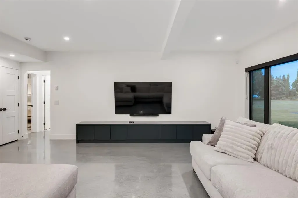 28 Bearspaw Green