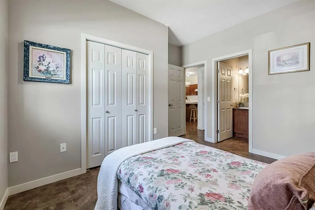 14 Sunrise Place NE