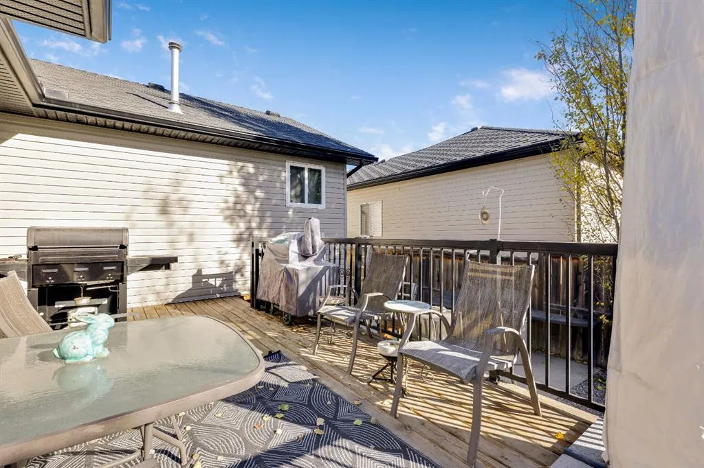 105 Willow Ridge Crescent SW