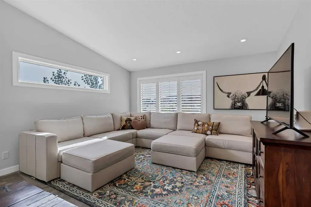 340 South Harmony Drive