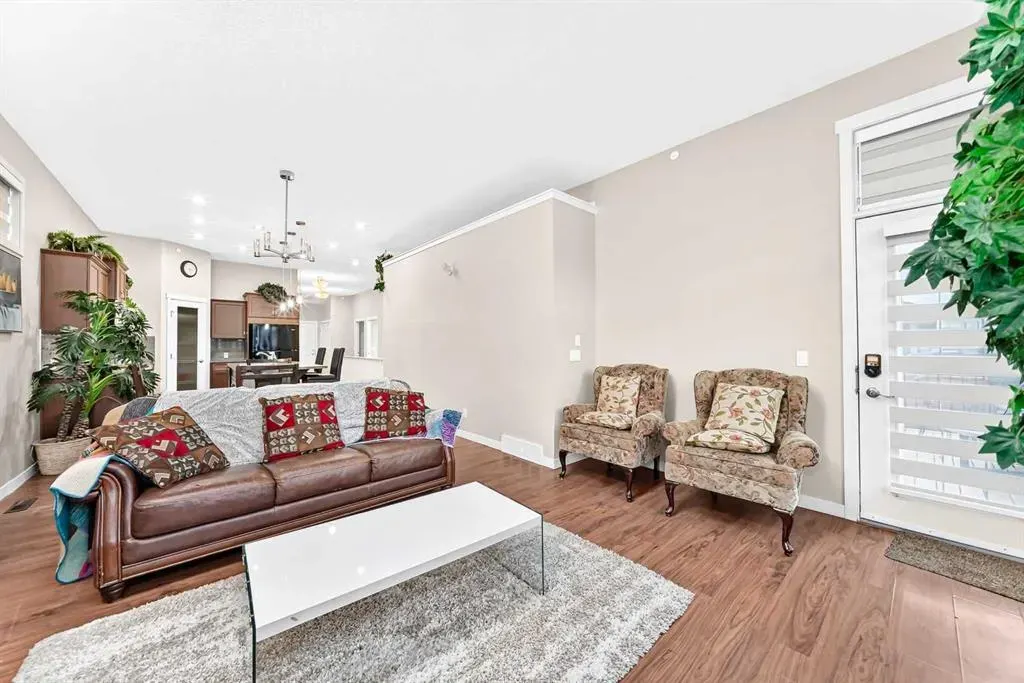 92 Evansfield Place NW