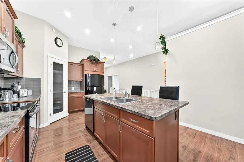 92 Evansfield Place NW
