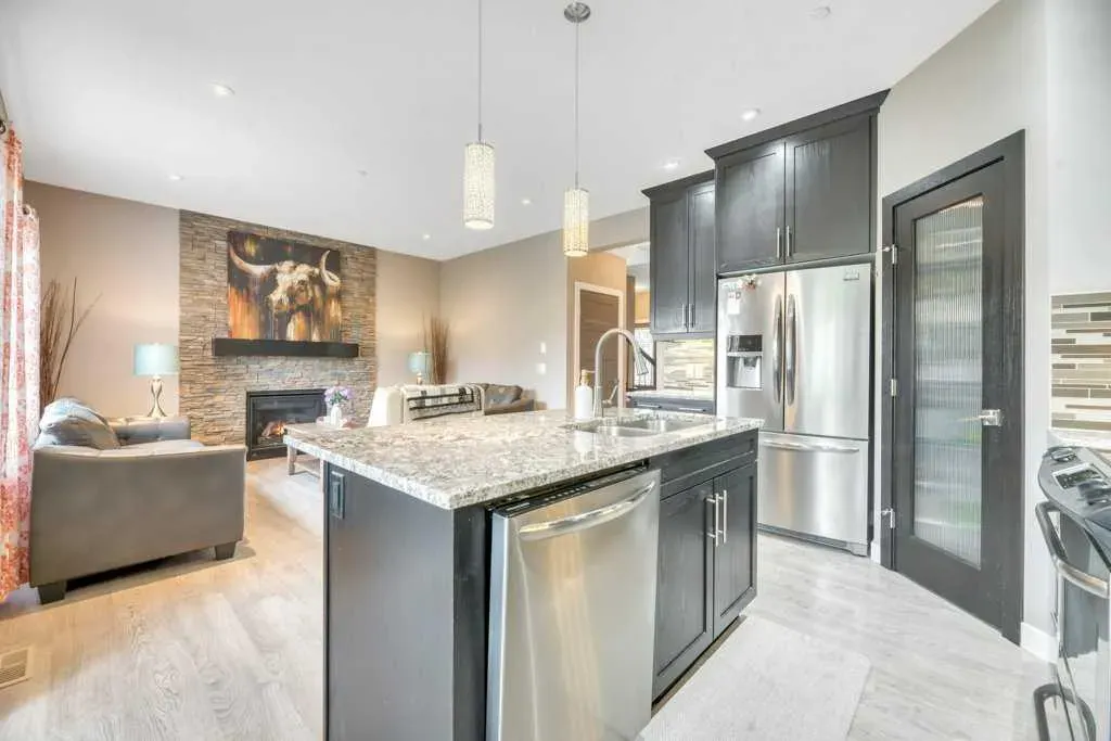 32 Lakewood Circle