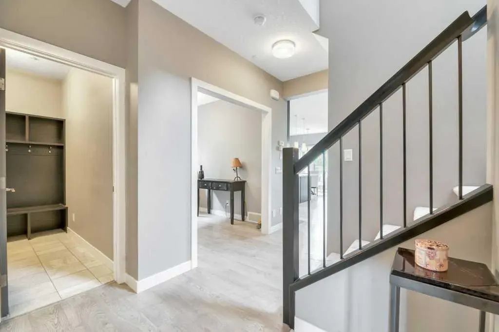 32 Lakewood Circle